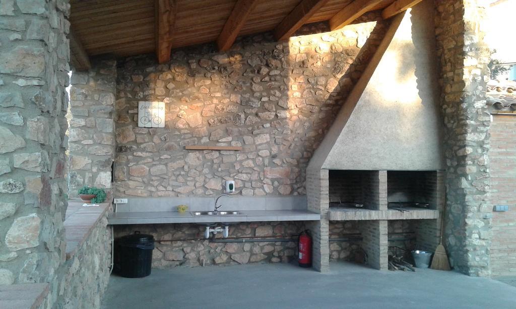 卡尔瑞伯罗酒店 Vilanova De La Sal 外观 照片